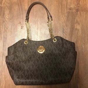 Michael Kors purse